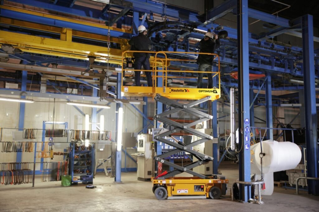 7m electric scissor lift rental Price - Indoor Industrial Maintenance